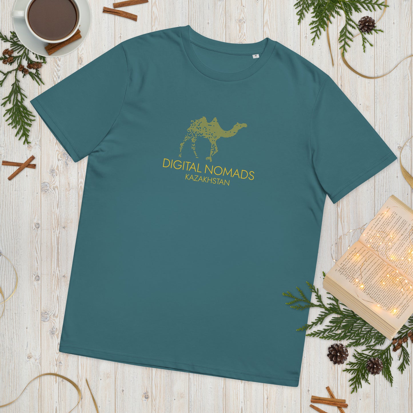 Digital Nomads Dark Color - Unisex Organic Cotton T-Shirt